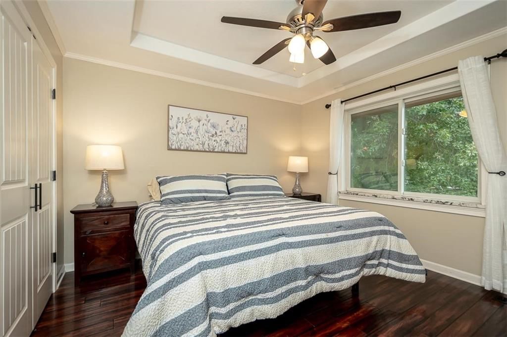 Photo 14 of 70 - 21465 W 180th Street