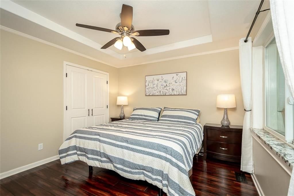 Photo 15 of 70 - 21465 W 180th Street