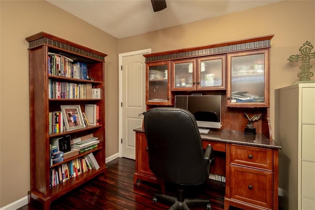 Photo 23 of 70 - 21465 W 180th Street