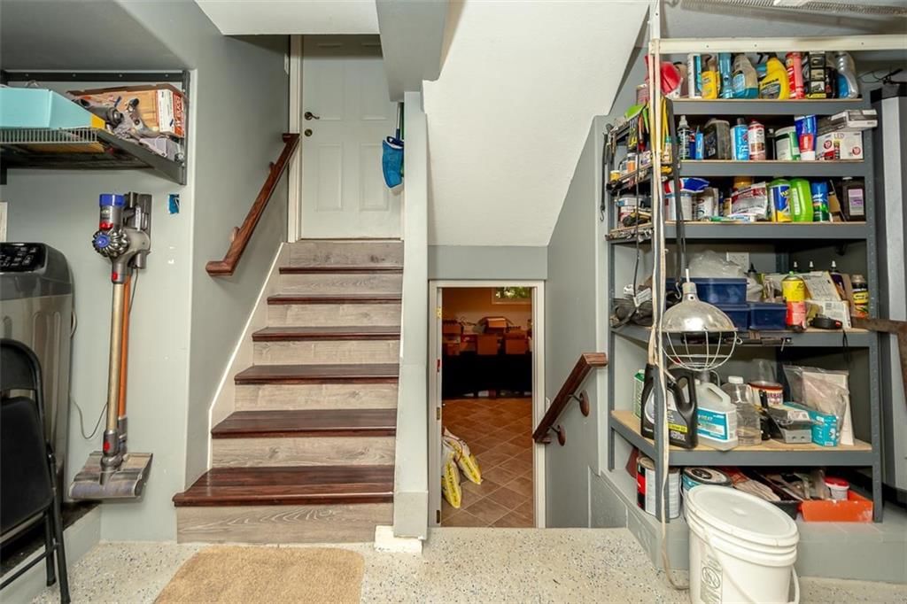 Photo 29 of 70 - 21465 W 180th Street
