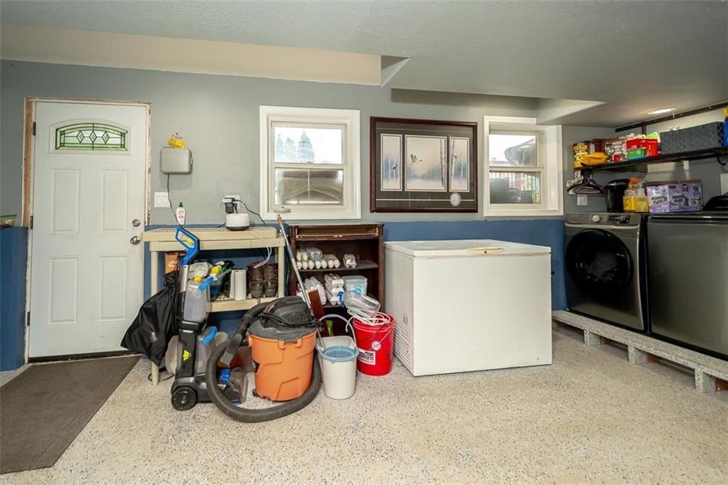 Photo 30 of 70 - 21465 W 180th Street