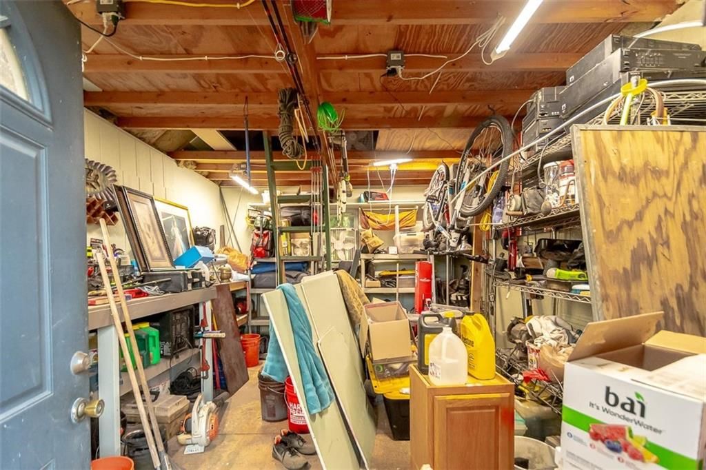Photo 34 of 70 - 21465 W 180th Street