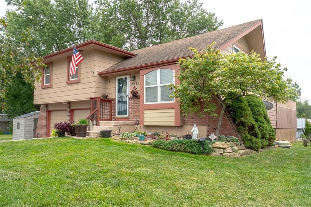 Photo 51 of 70 - 21465 W 180th Street