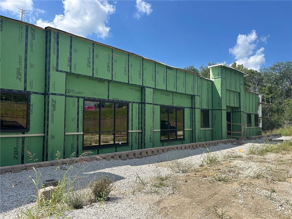 850 Haines Drive — photo 1