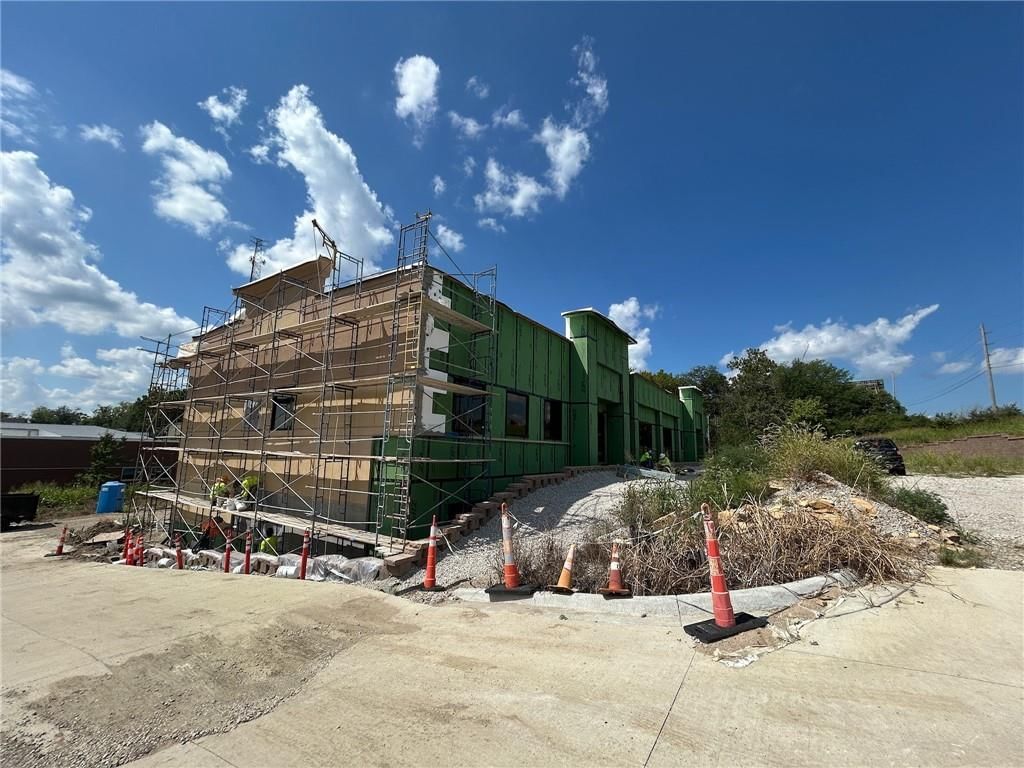 850 Haines Drive — photo 2