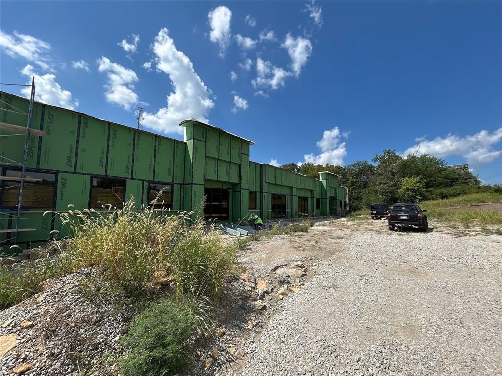 850 Haines Drive — photo 3