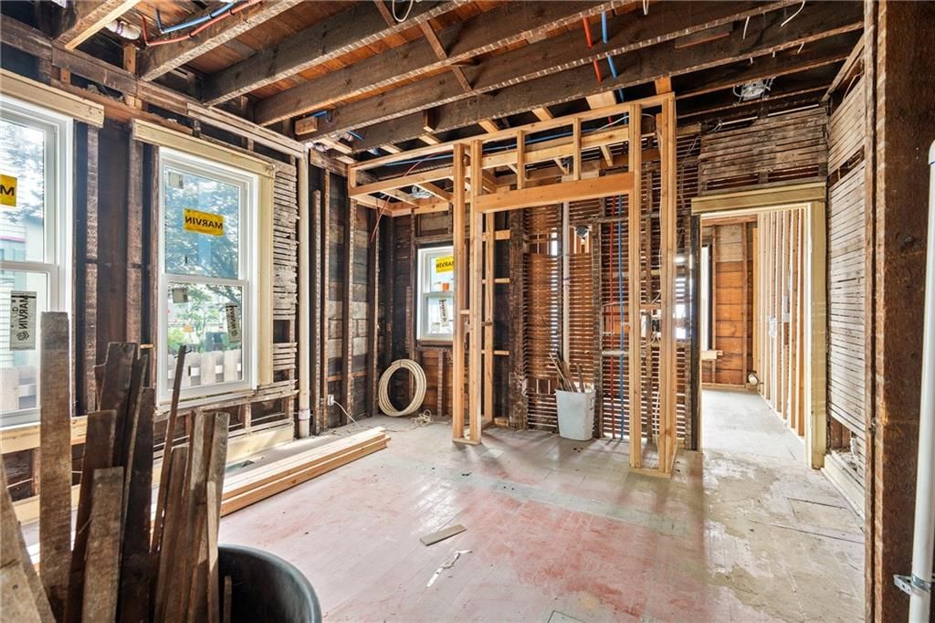 217 Park Avenue — photo 22