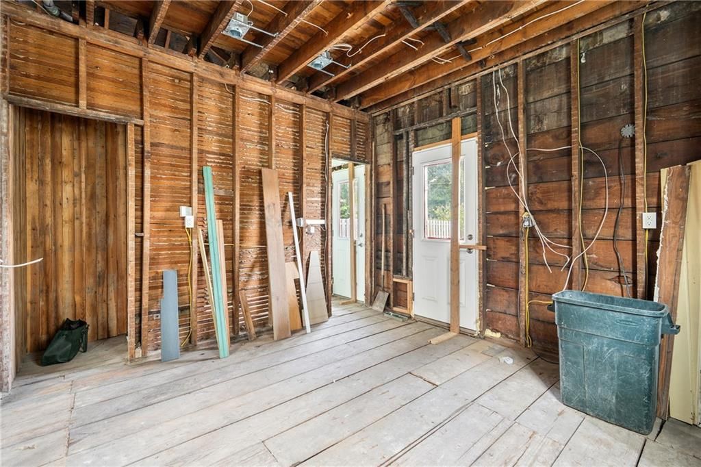 217 Park Avenue — photo 25
