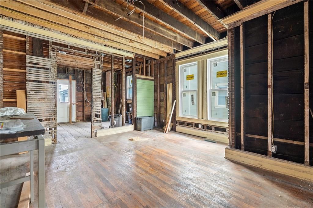 217 Park Avenue — photo 26