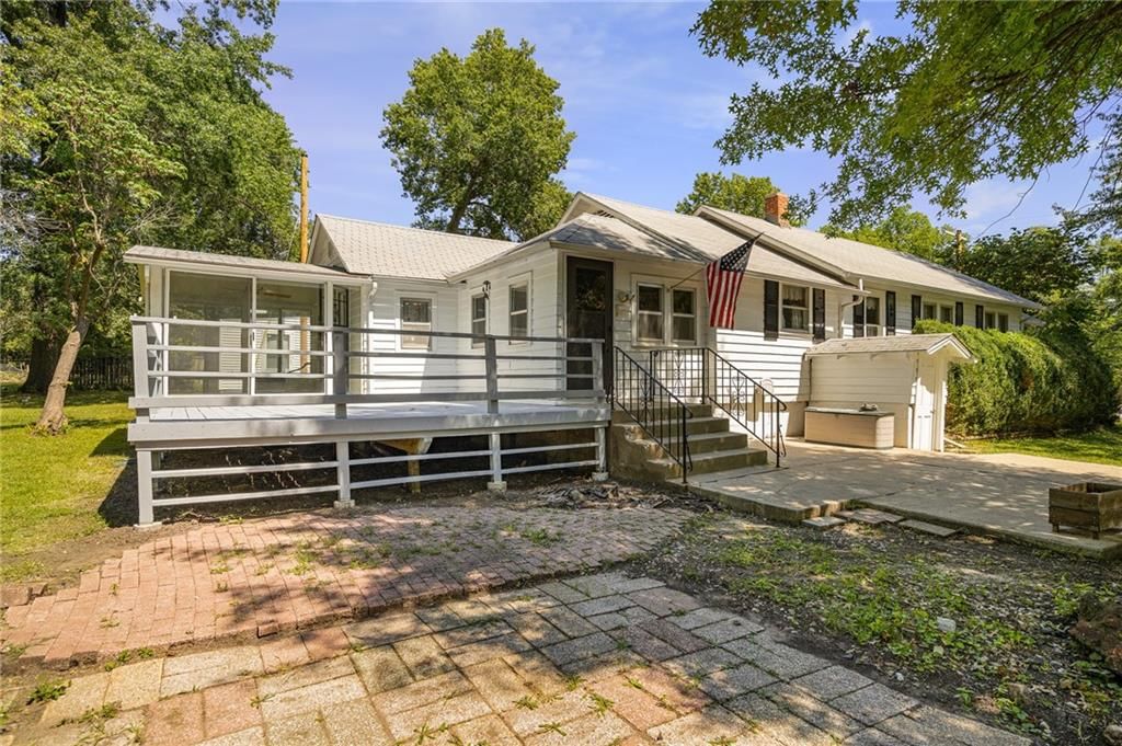 13202 Parker Avenue — photo 1