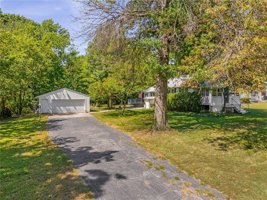 13202 Parker Avenue — photo 4