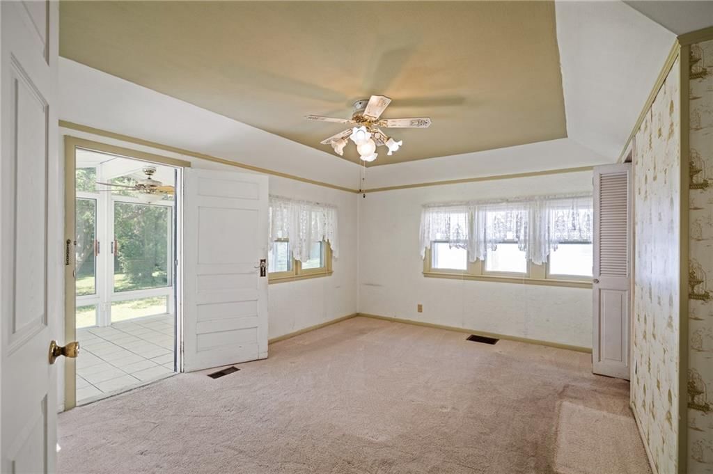 13202 Parker Avenue — photo 31
