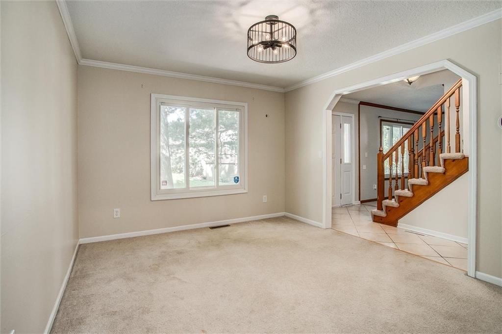 1504 NW Weatherstone Drive — photo 9