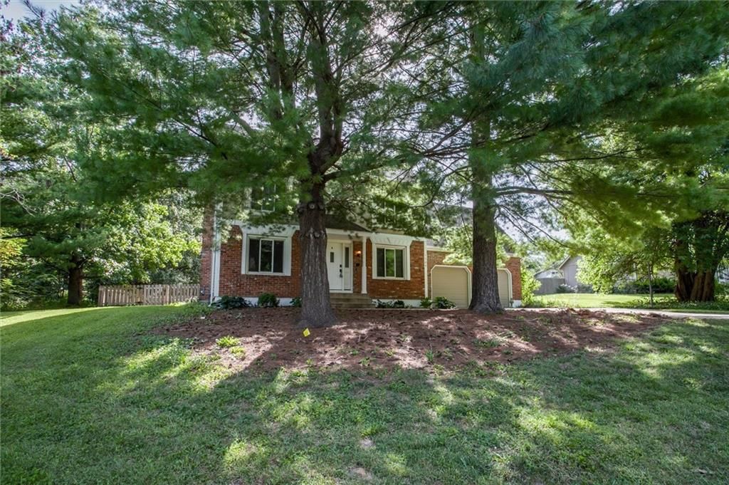 1504 NW Weatherstone Drive — photo 29