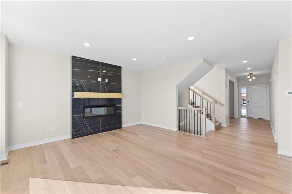 18681 W 193rd Street — photo 8