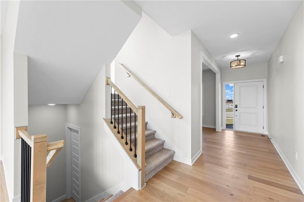 18637 W 193rd Street — photo 5
