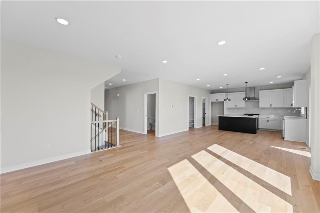 18637 W 193rd Street — photo 11