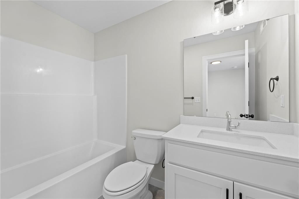 18637 W 193rd Street — photo 32