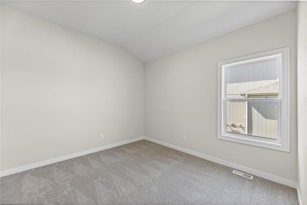 18615 W 193rd Street — photo 29