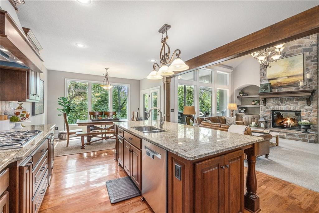 Photo 12 of 47 - 20805 W 68TH Terrace
