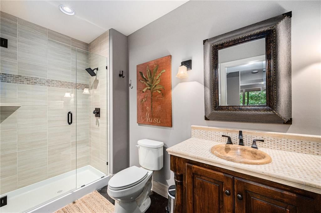 Photo 39 of 47 - 20805 W 68TH Terrace