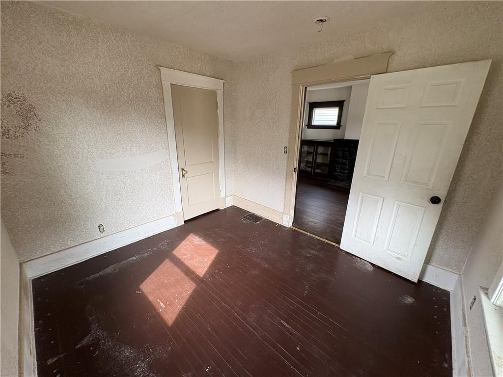 6024 E 16th Street — photo 8