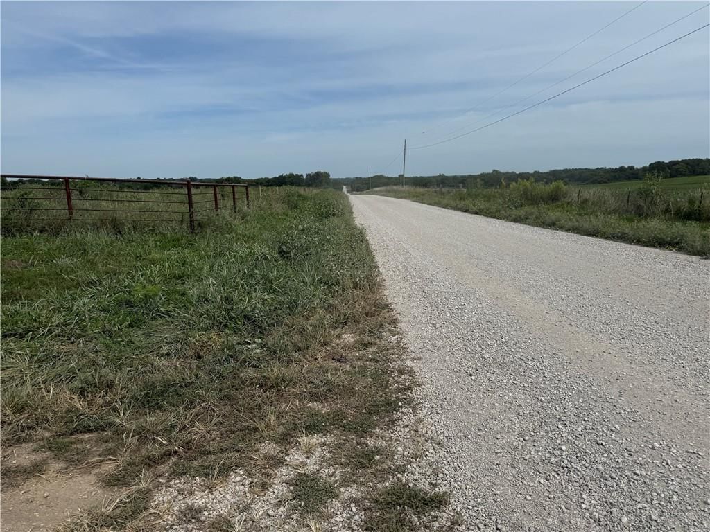 S Grant Road — photo 25