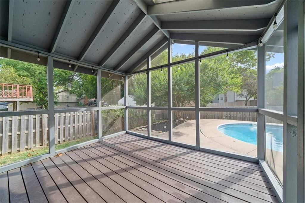 Photo 31 of 47 - 1904 S Lindenwood Drive