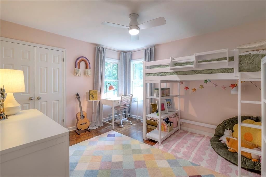 8804 Lee Boulevard — photo 12
