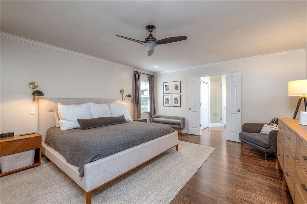 8804 Lee Boulevard — photo 14
