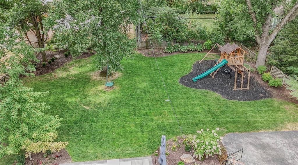 8804 Lee Boulevard — photo 28
