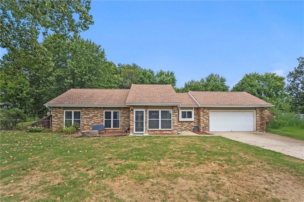 Photo 1 of 30 - 607 Arena Drive