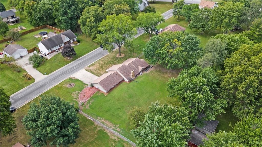 Photo 29 of 30 - 607 Arena Drive