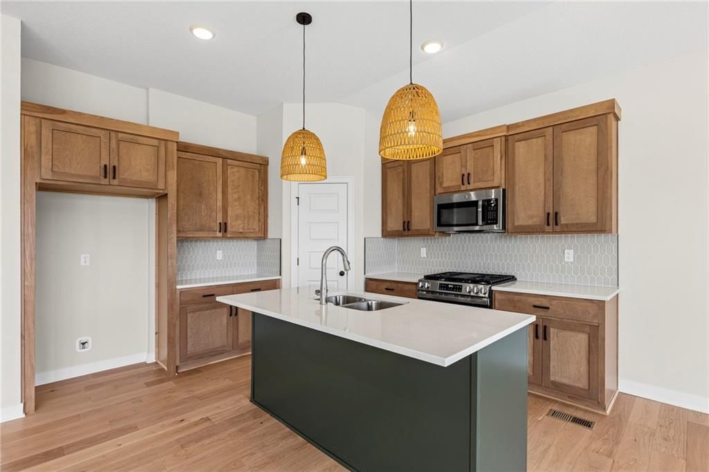 18549 W 193rd Street — photo 12