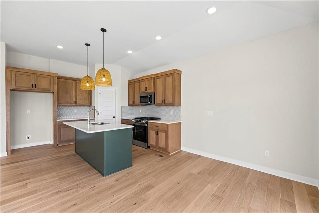 18549 W 193rd Street — photo 16