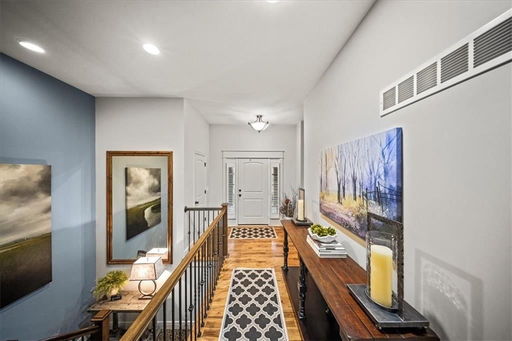 Photo 6 of 75 - 15609 Linden Street