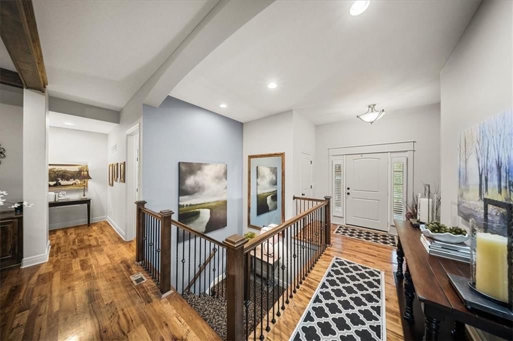 Photo 8 of 75 - 15609 Linden Street