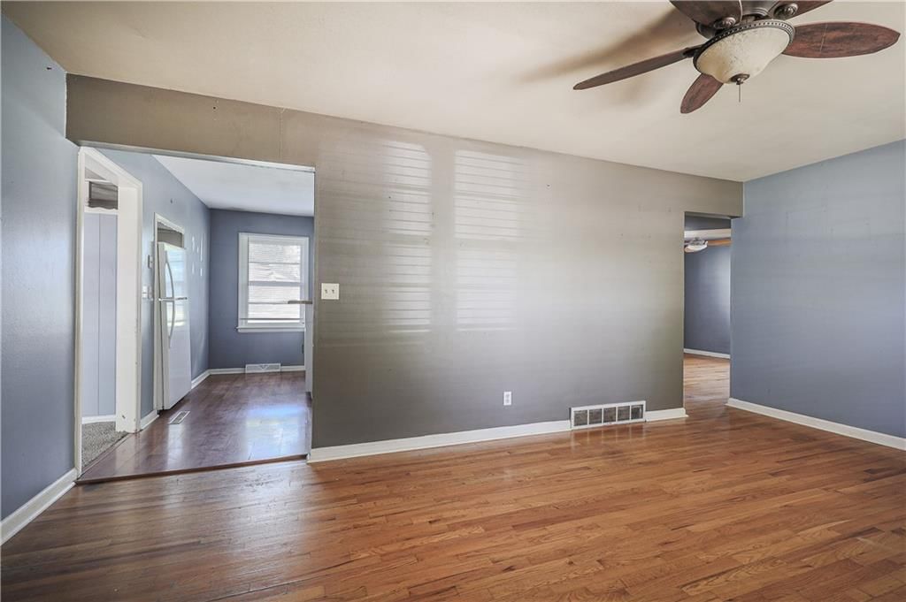 Photo 8 of 20 - 206 N Jefferson Street