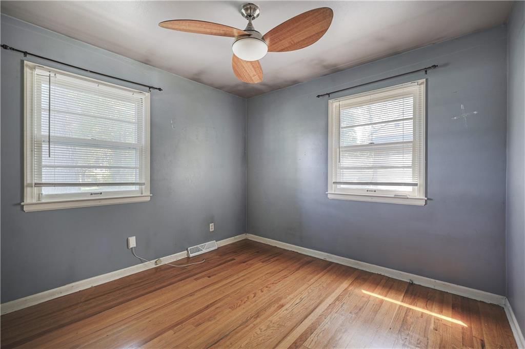 Photo 13 of 20 - 206 N Jefferson Street