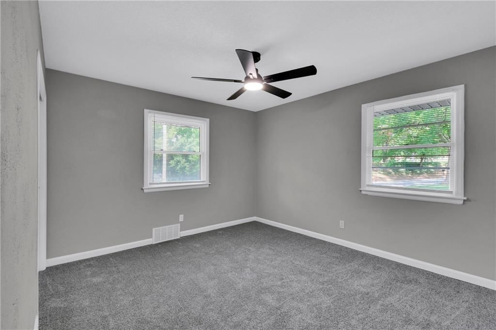 Photo 22 of 41 - 3003 N 79th Street