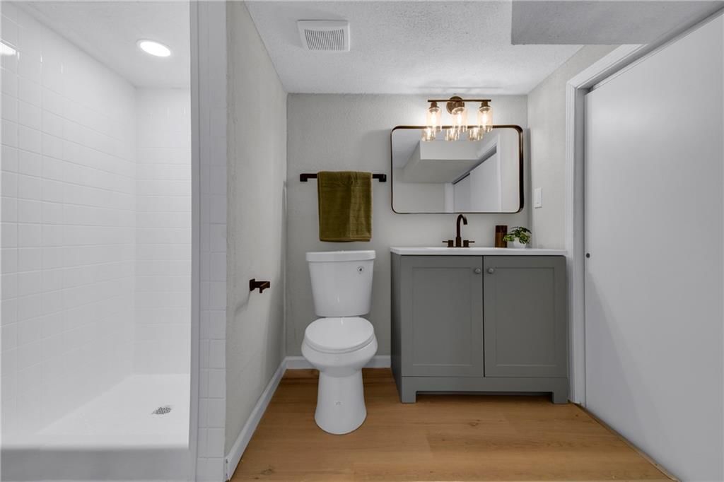 Photo 29 of 41 - 3003 N 79th Street
