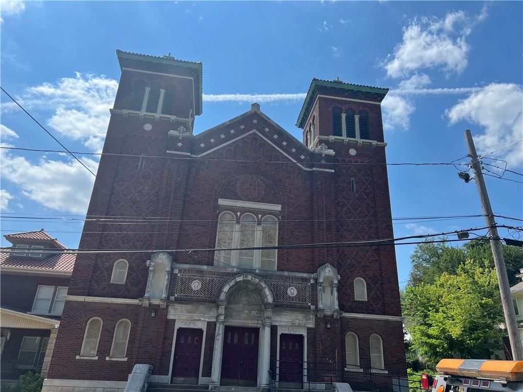 934 Norton Avenue — photo 1