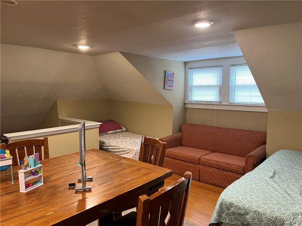 934 Norton Avenue — photo 37