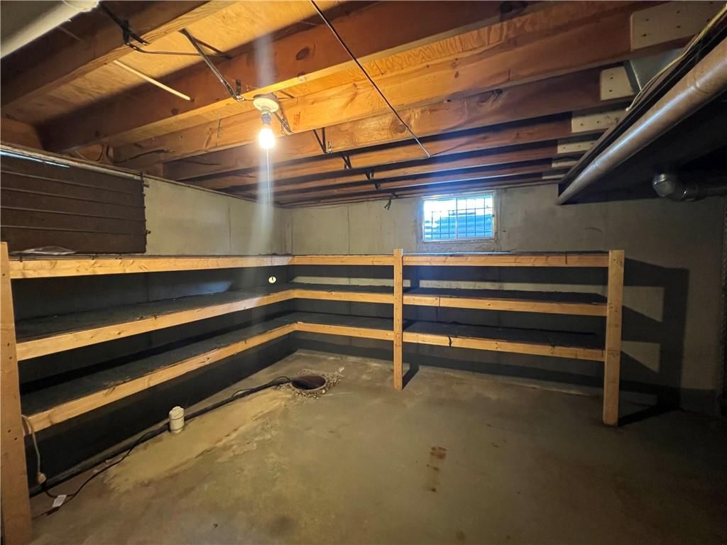 601 W Elk Street — photo 38