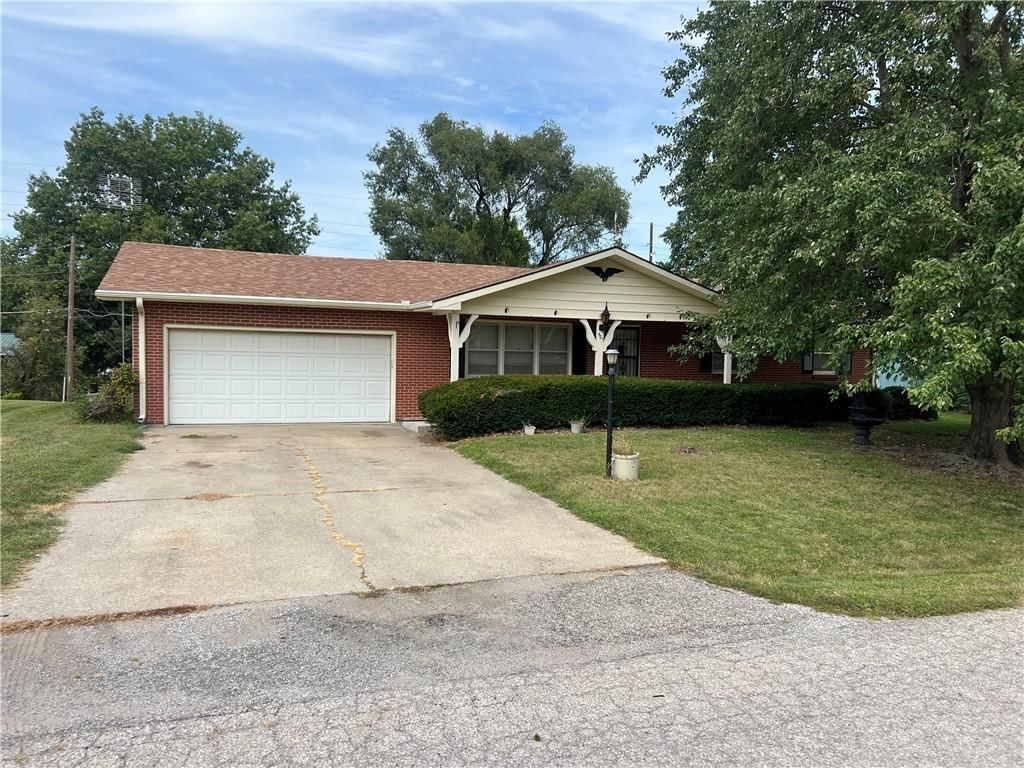 601 W Elk Street — photo 53