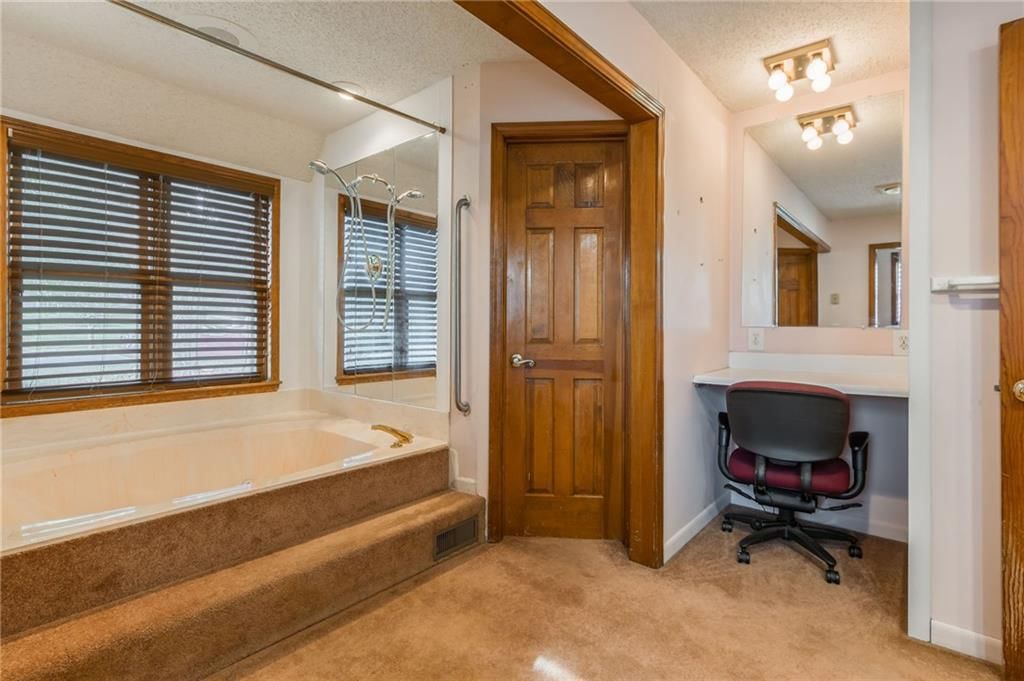 8605 N Beaman Avenue — photo 21