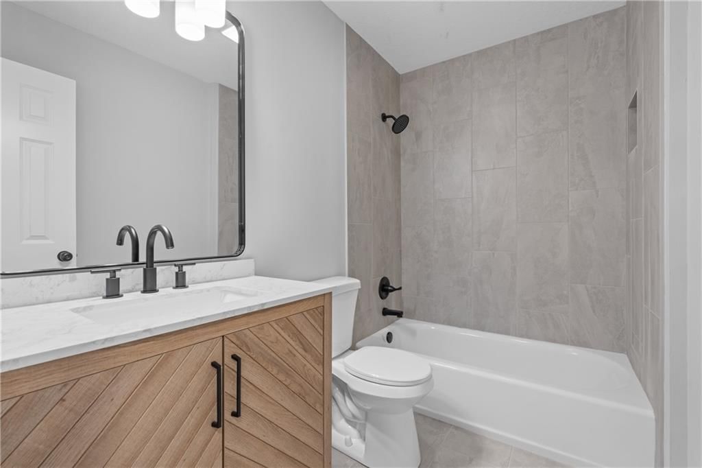 12337 S Clinton Street — photo 16