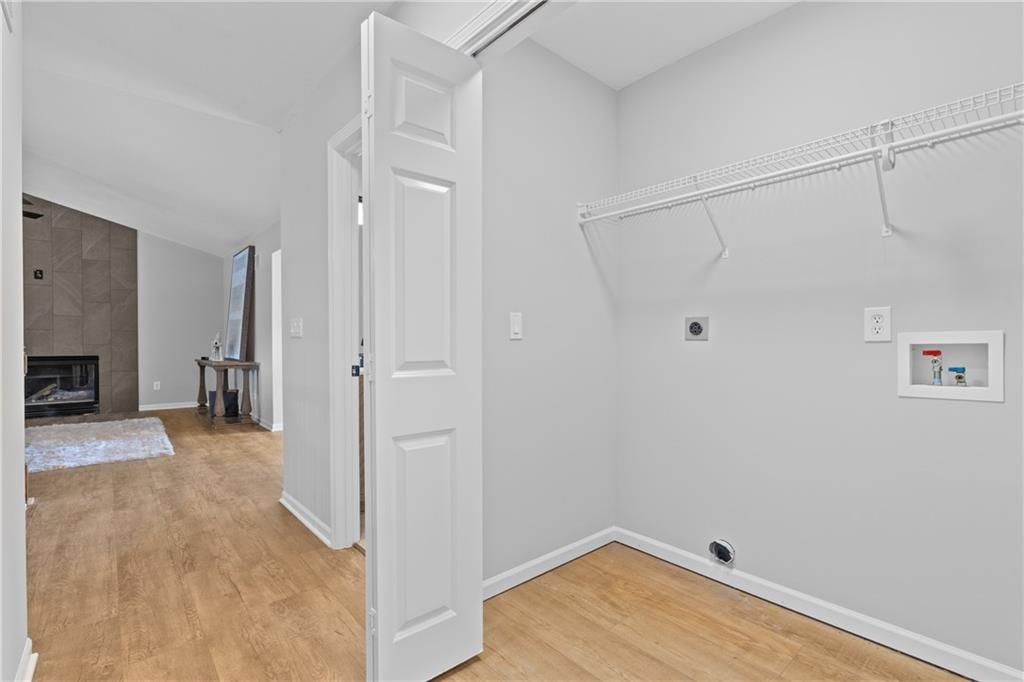 12337 S Clinton Street — photo 17