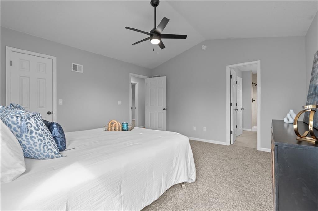 12337 S Clinton Street — photo 25
