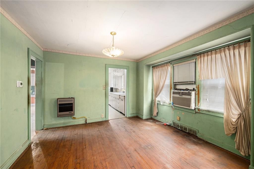 Photo 6 of 19 - 2053 N 32nd Street